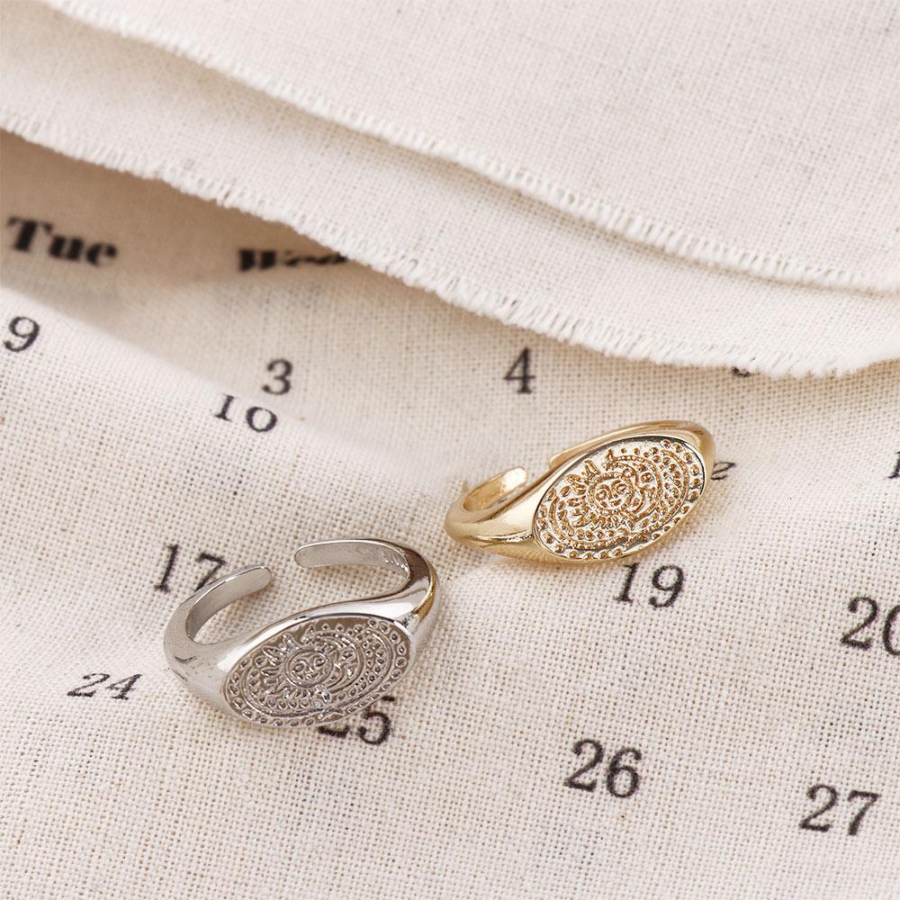 Korean Women Lifestyle - Minimalist Sun Moon Pattern Ring Korean