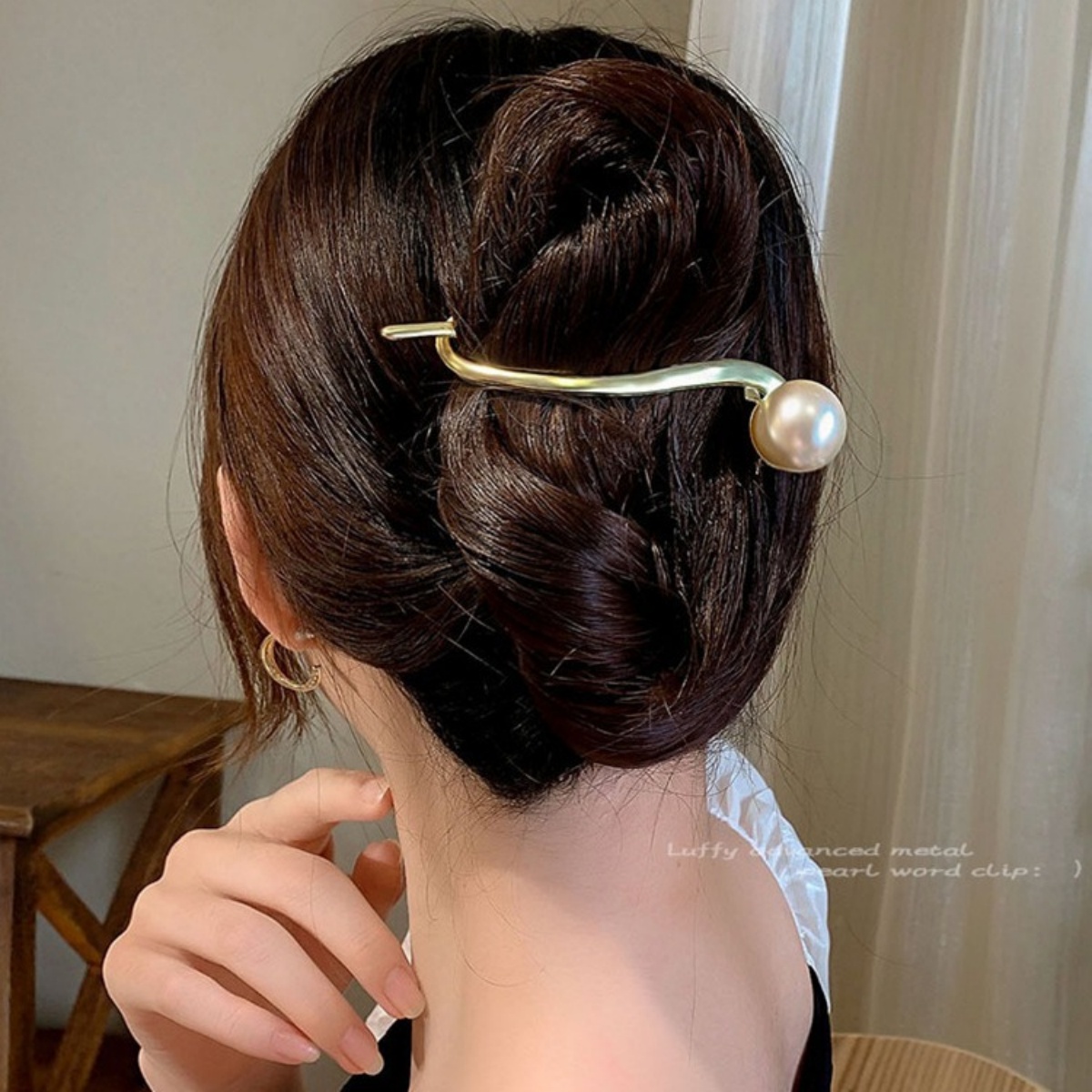 Elegant Glitter Pearl Hair Cli - Korean Women Lifestyle review and price
